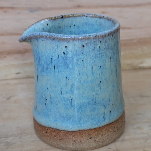 Diddy turquoise green jug (speckled)