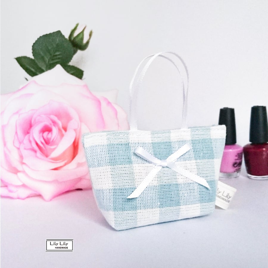 Lavender Bag, Duck egg gingham, Handmade scented bag