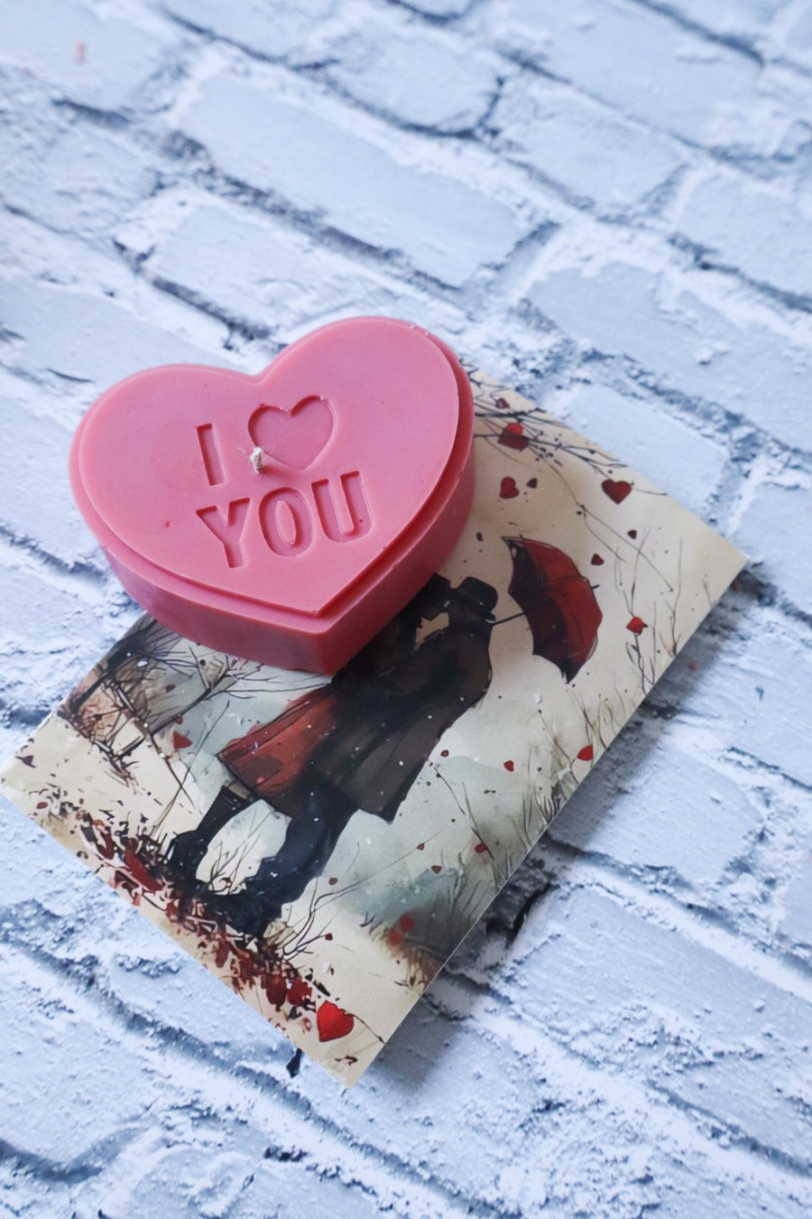 Heart candle with "I love you" message