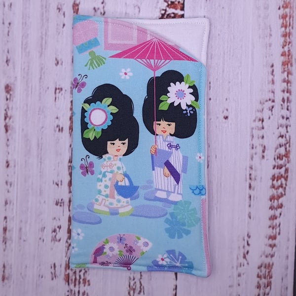 Japanese geisha themed padded glasses case