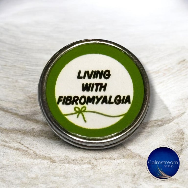 Living With Fibromyalgia Pin Badge Green Awareness Stainless Steel 25 mm