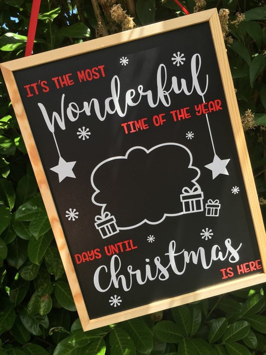 Christmas Countdown Chalkboard Wall Plaque Hanger Personalised 