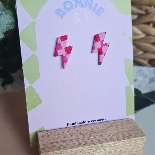 Pink Checkered Lightnight bolt Studs 