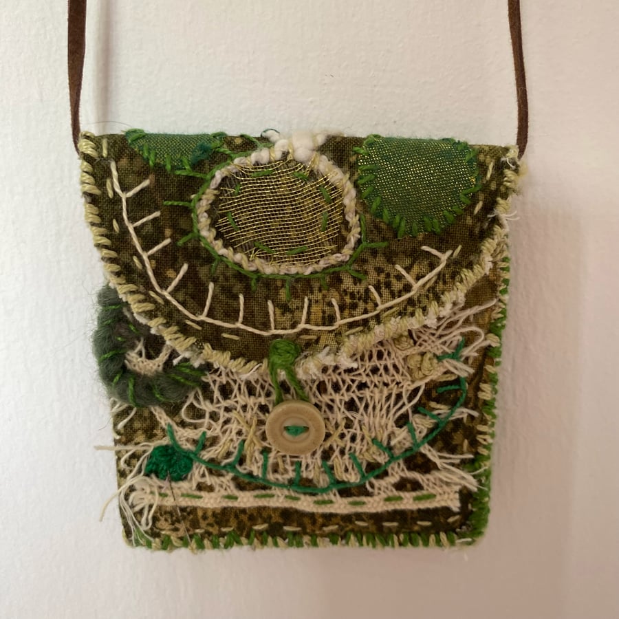 Handmade Amulet Pouch green
