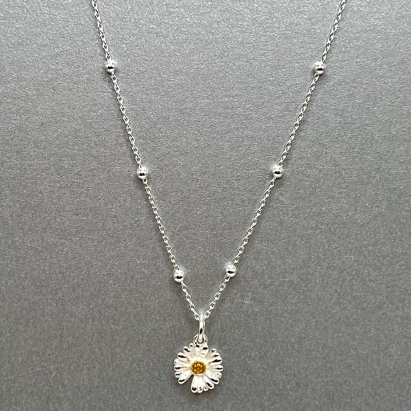 Sterling Silver Daisy Flower Necklace 