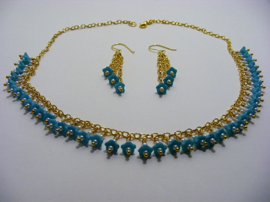 Teal and White Jewellery Set