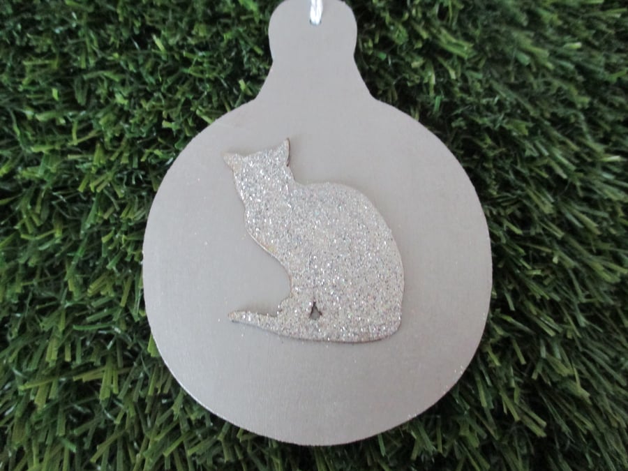 Cat Christmas Tree Bauble Hanging Decoration Silver Glitter Glitter Twinkly Wood