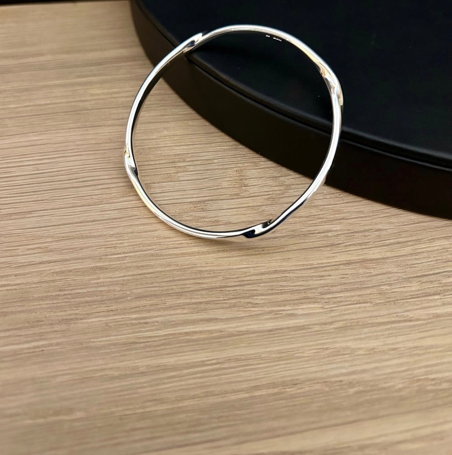 "Seasons" - Sterling Silver Bangle 4 Twists - 28g - Made to any size - 4mm x 3mm