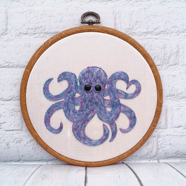 Hand Embroidered Octopus Hoop, Silk Thread Artwork, Hoop Art, Octopus Wallart, O