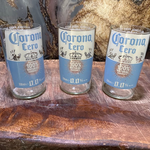 3 Corona Zero drinks glasses