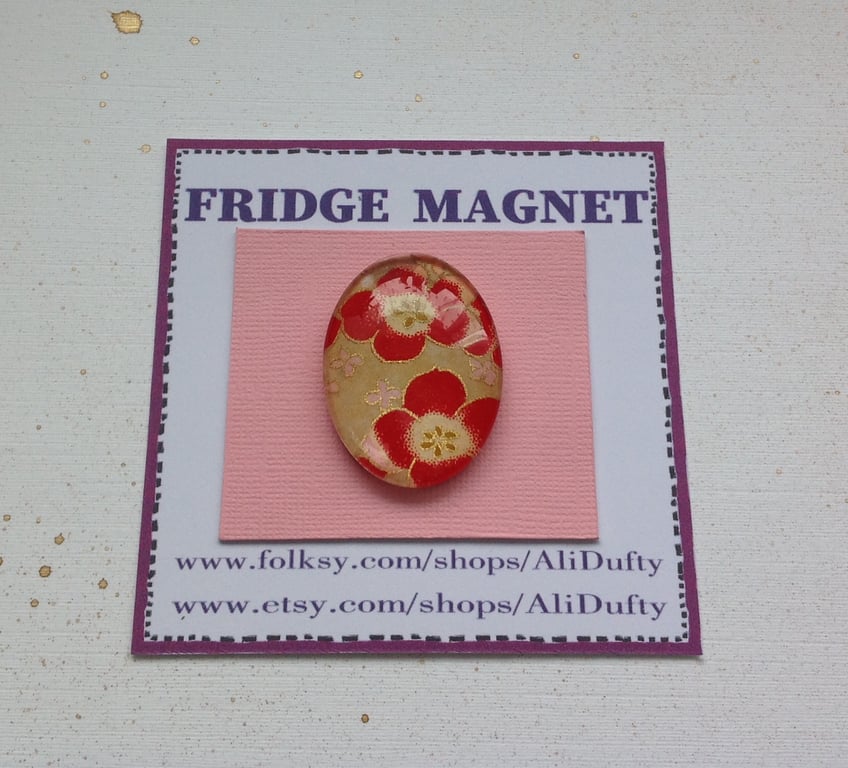 FRIDGE MAGNET . Oval . Red blossom. Yuzen . Japanese design .