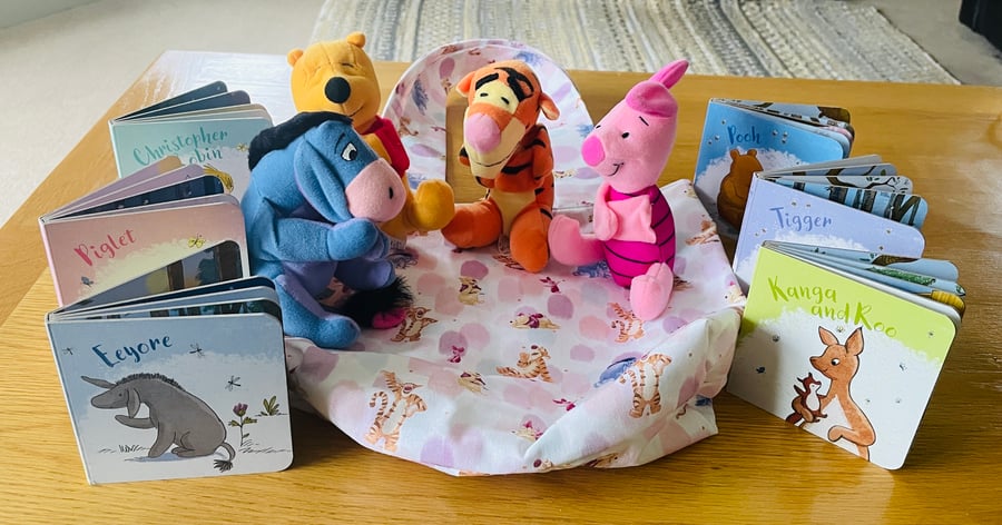 Winnie the Pooh Story Book Bag