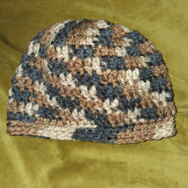 Handmade crochet 0 to 3 mths baby beanie hat