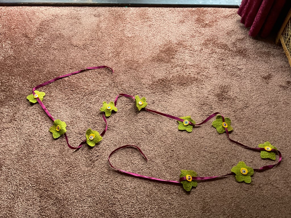 Flower chain