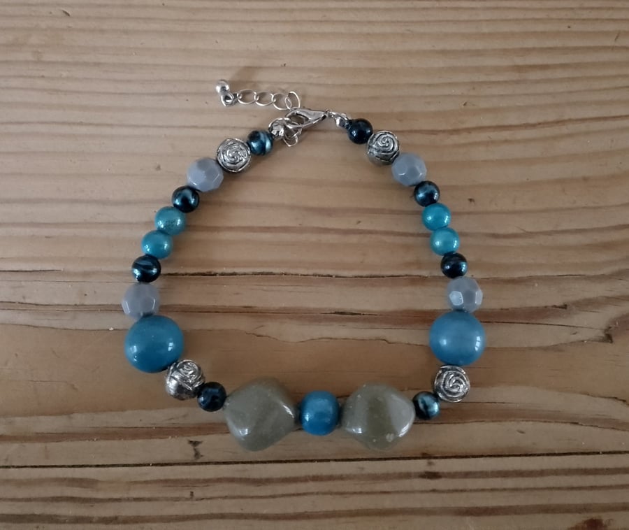 Handmade beaded bracelet