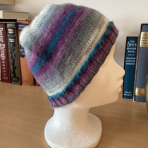 WOMENS HAND KNITTED HATS IN MULTICOLOURED YARN APPROX 8.5" or 21cm LONG