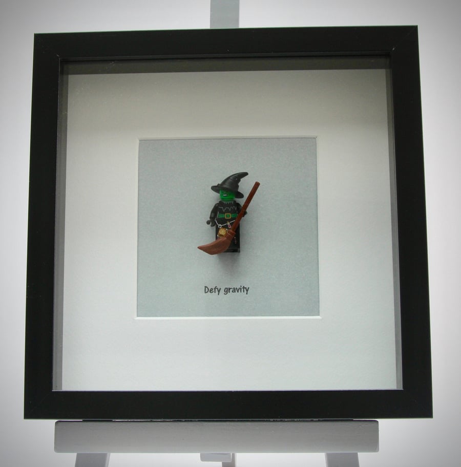 Wicked - Elphaba Thropp mini Figure frame