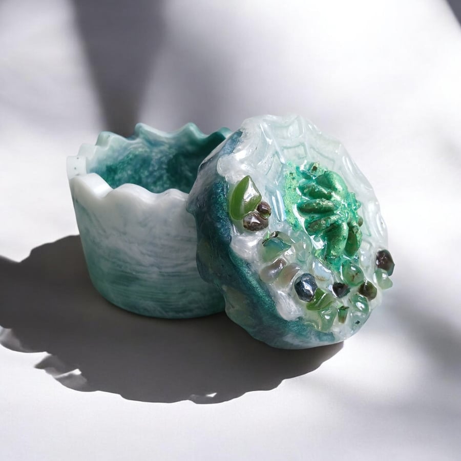 Spider trinket box (amazonite)