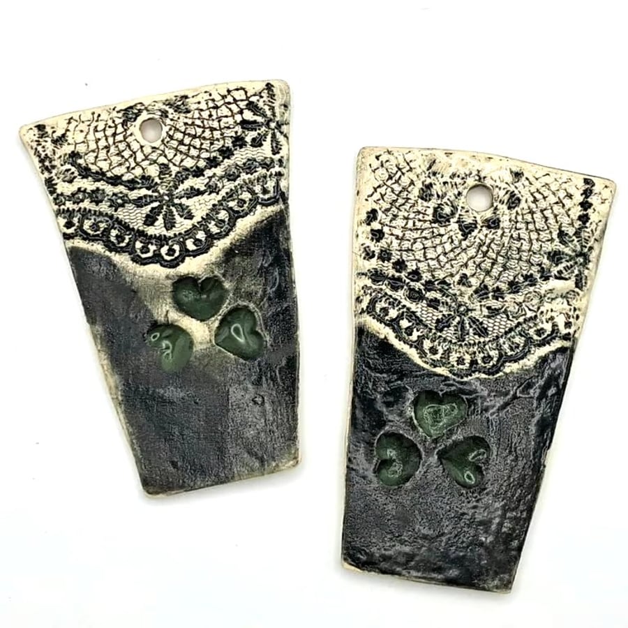 Ceramic pint of stout hanging decoration 