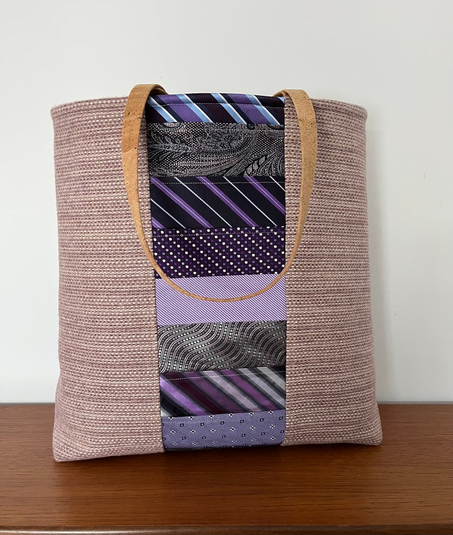Large fabric bag in shades of mauve and purple 