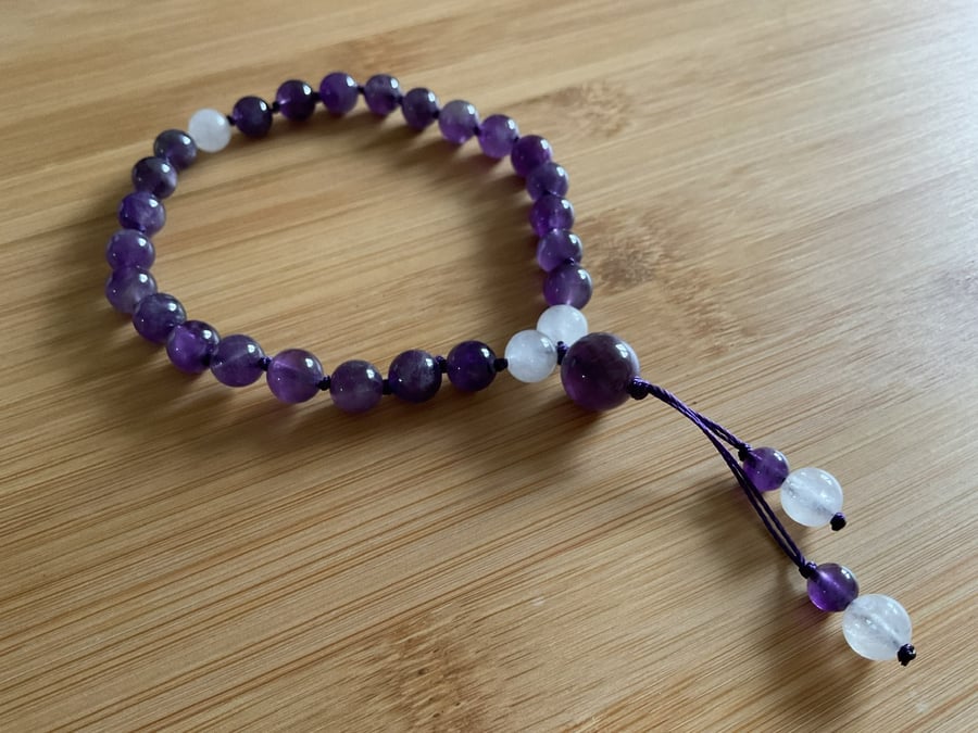 Pocket Mala hand knotted 27 bead mantra anxiety worry relief (Amethyst and Jade)