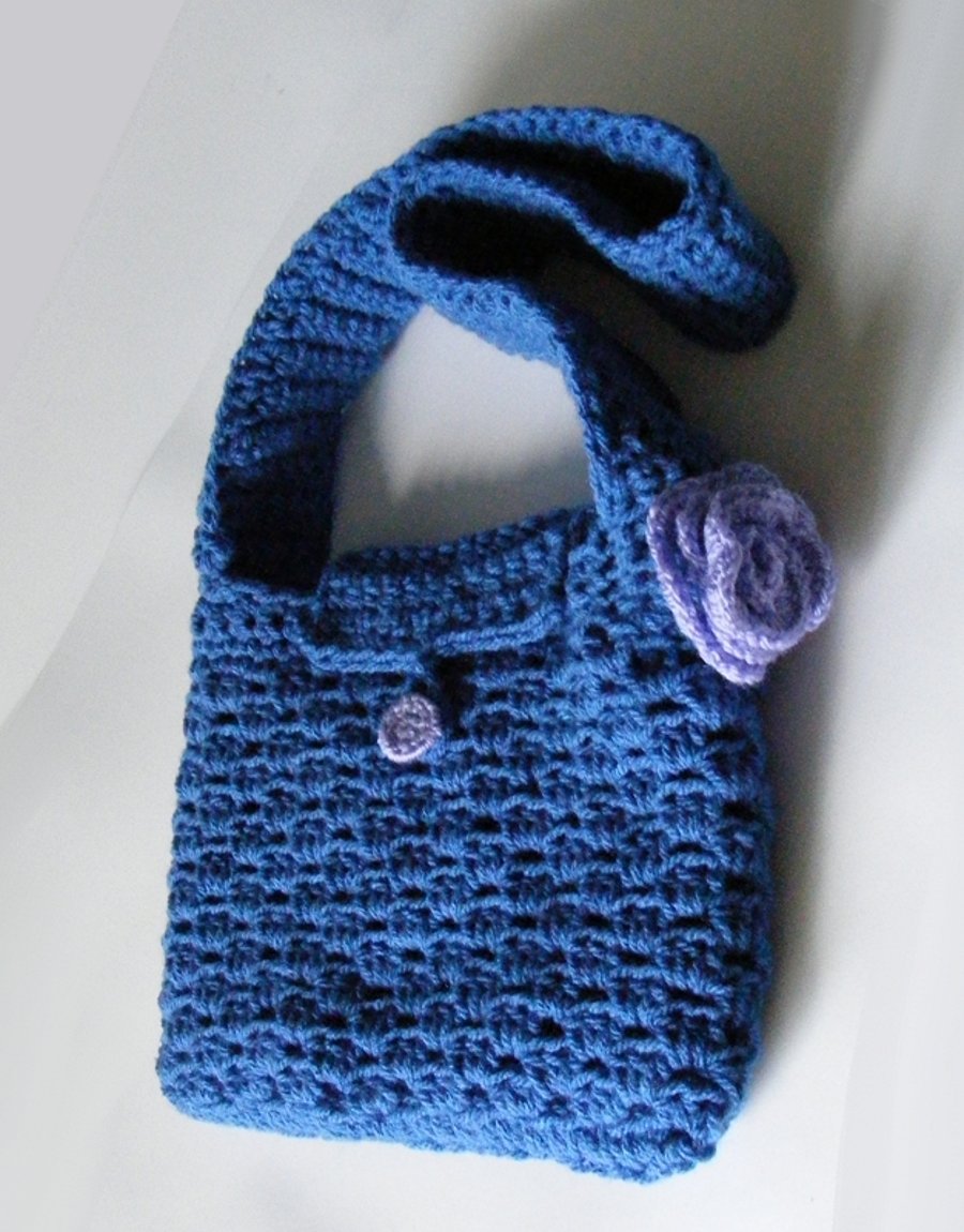 Crocheted bag or tablet holder