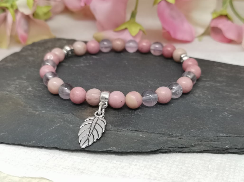 Mala bracelet with 27 amethyst and rhodochrosite stones with leaf charm