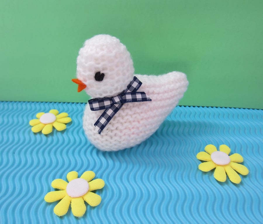 SALE Hand Knitted Easter Chick Egg Cosy. % to Ukraine.