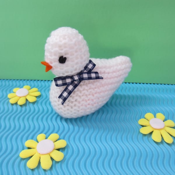 SALE Hand Knitted Easter Chick Egg Cosy. % to Ukraine.