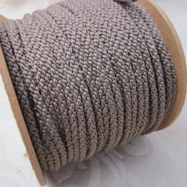 3 Metres 4mm Cocoa Brown Lacing Cord