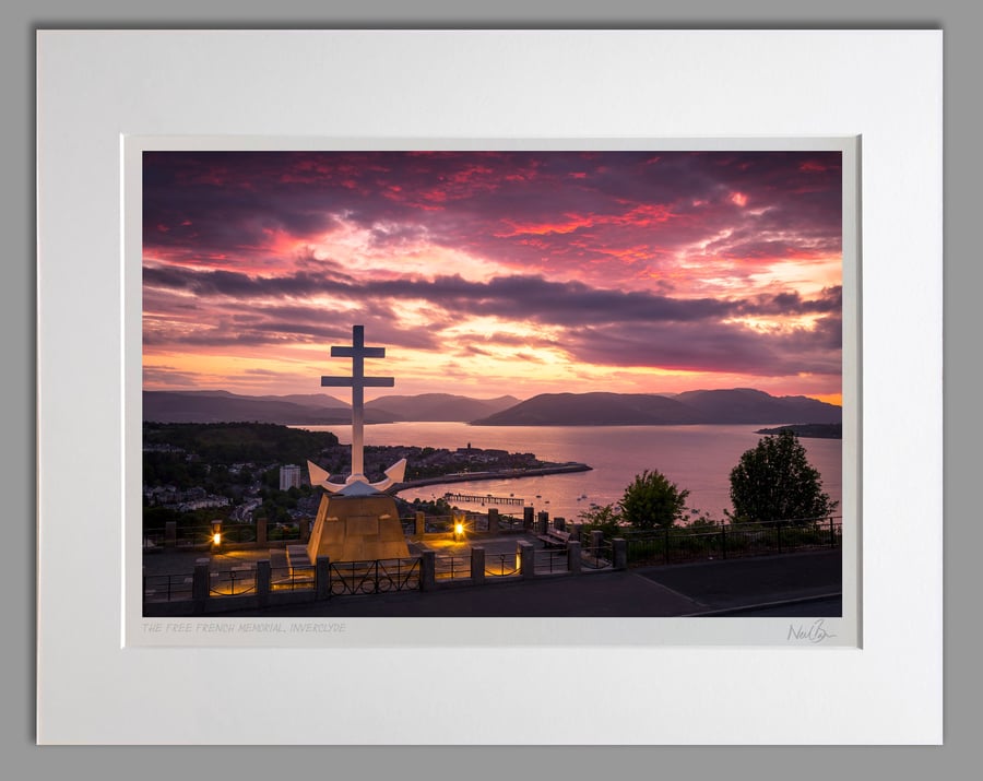 Free French Memorial Greenock & Gourock - A3 (50x40cm) Unframed Print