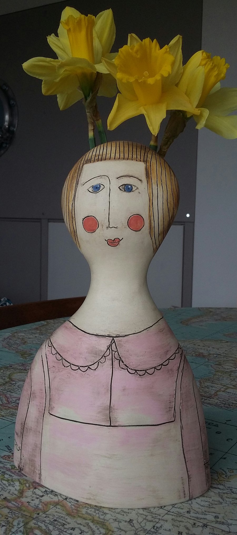 Figurative ceramic vase 