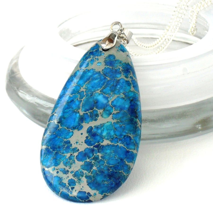 Blue impression jasper pendant necklace