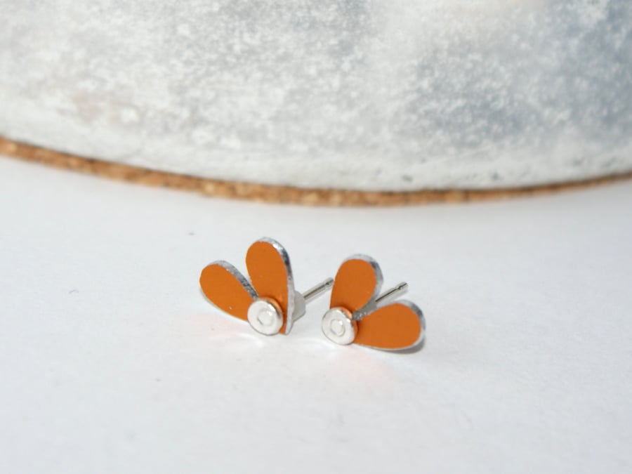 Colour pop petal studs - yellow orange