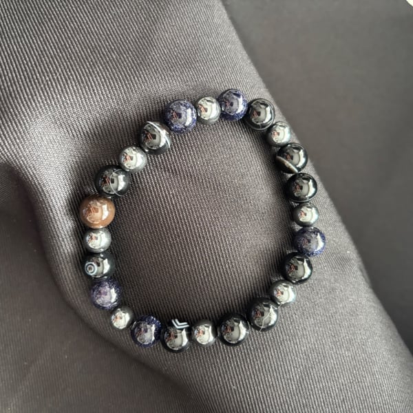 Beadwork handmade bracelet. 20cm for the larger wrist. 