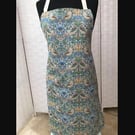 William Morris Water Resistant Aprons  Starwberry Thief, Adult size. 76 cm 