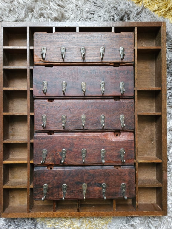 Mahogany Floor Tile Key Racks