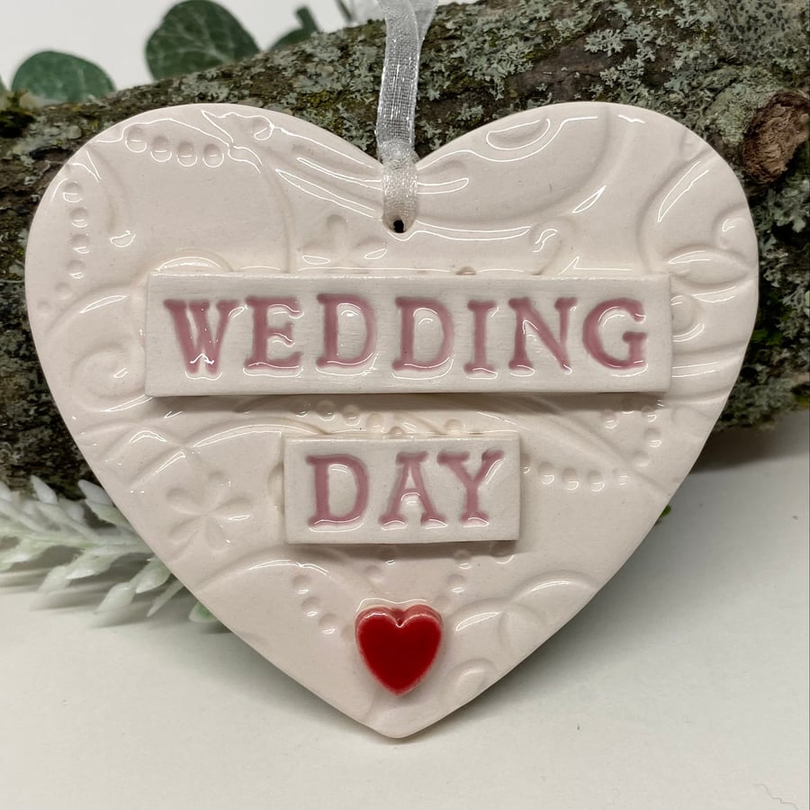 Ceramic Wedding heart pink writing