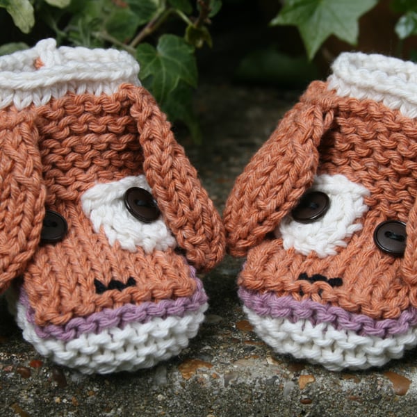 KNITTING PATTERN in pdf - Playful Puppy - Baby Booties