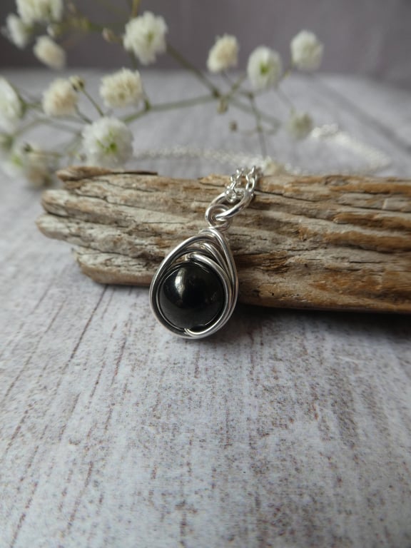 Jet pendant in sterling silver, silver and jet pendant, genuine jet necklace