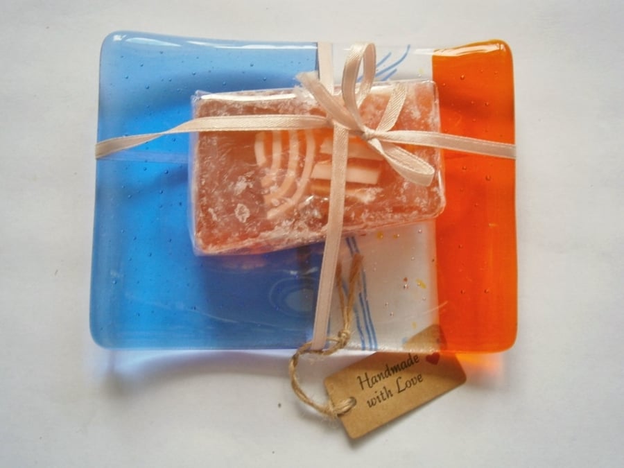 Fused glass soap dish