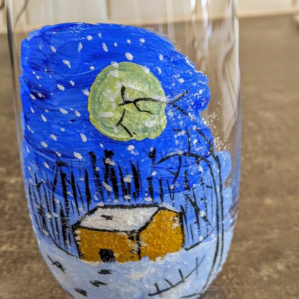 Tumbler with winter night scene 