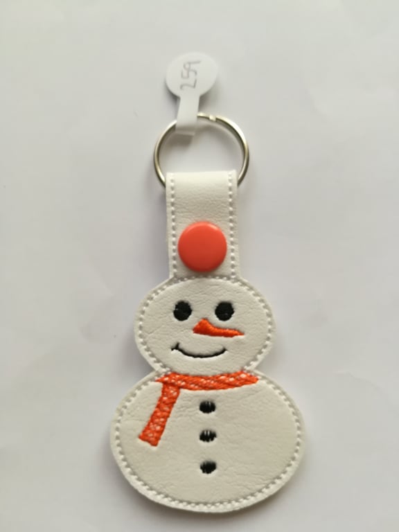 259. Snowman keyring