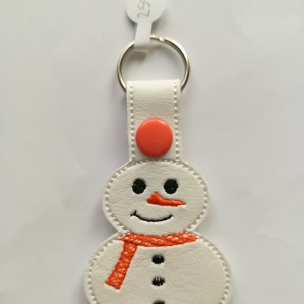 259. Snowman keyring