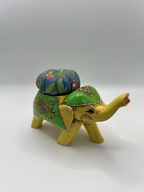 Vintage Elephant Pin Cushion - Green
