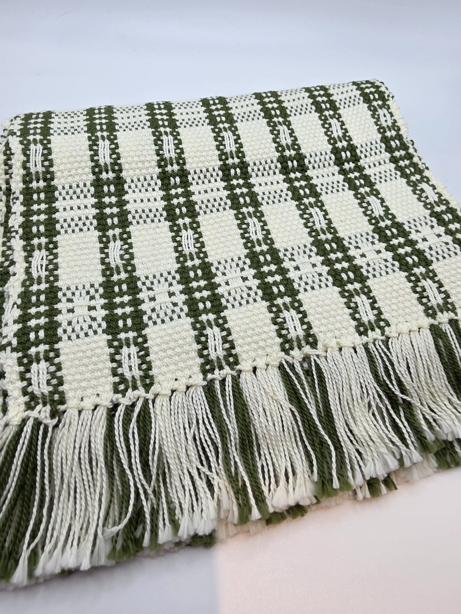 Table runner hand woven 
