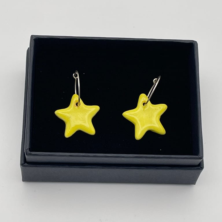 Yellow star porcelain earrings