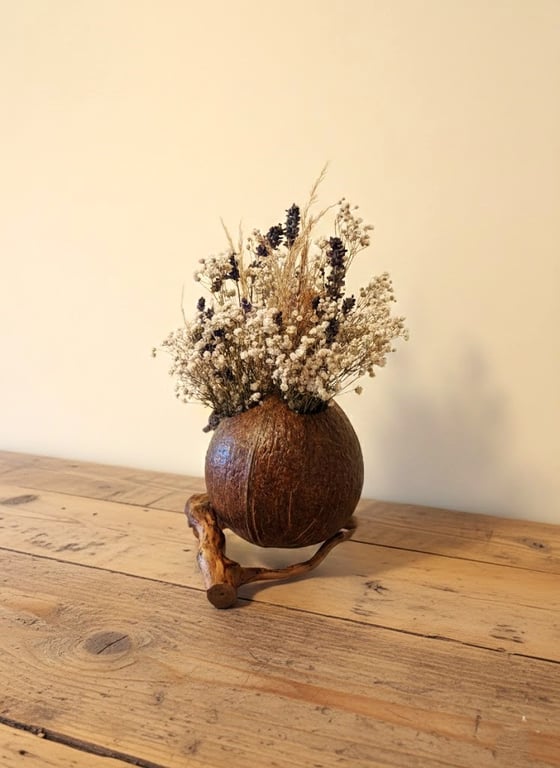 Coconut Vase for Dried Flowers, Artisanal Recycled Husk Flower Holder, Coconut S