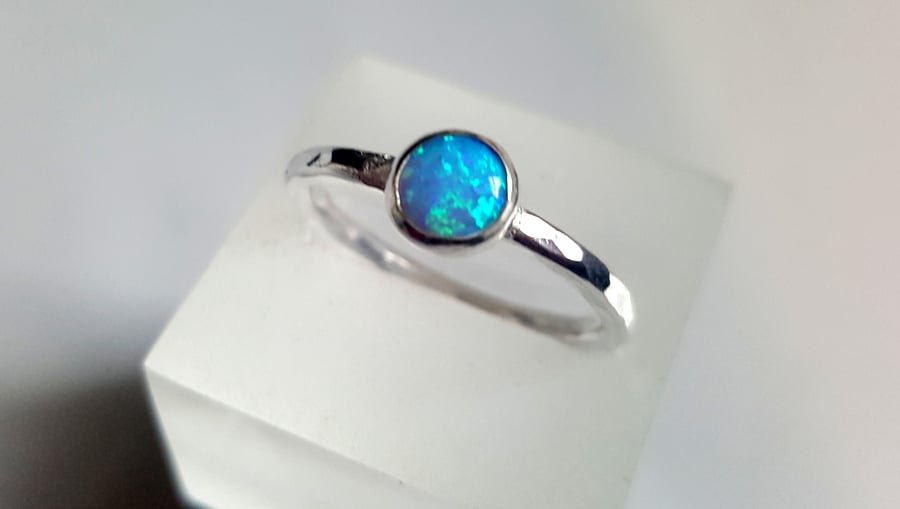 Sterling Silver Stacking Ring, with a 6mm cabochon blue opal. Size M