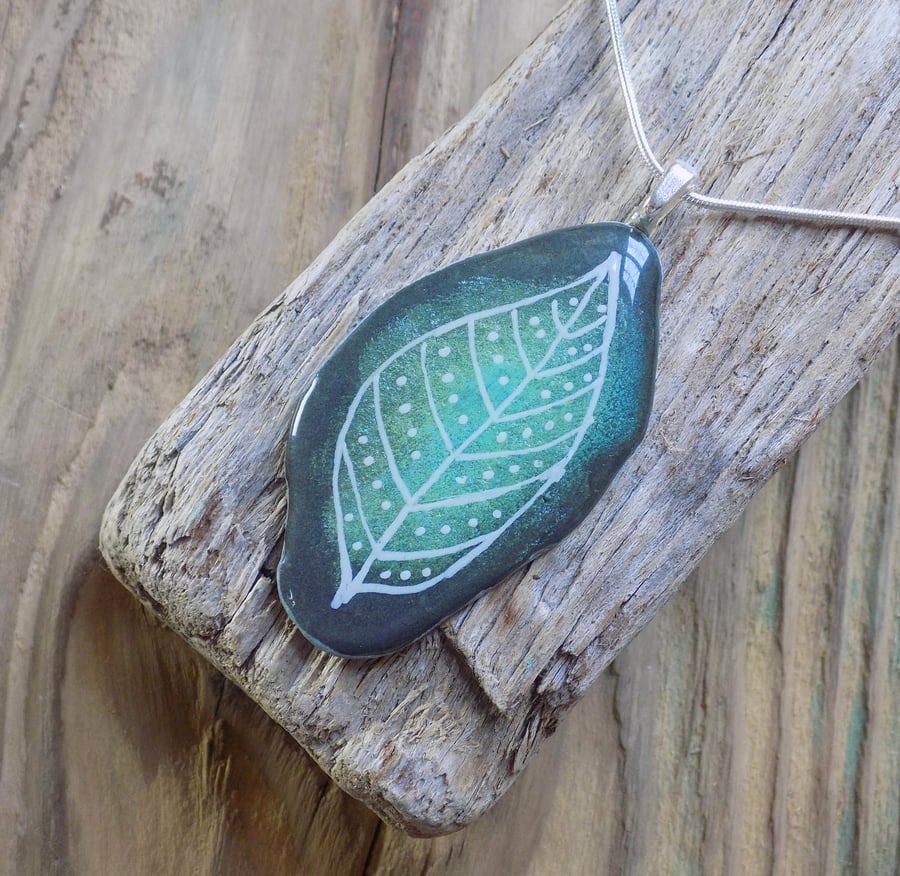 Slate leaf pendant 